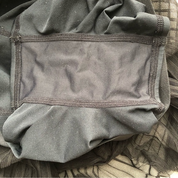 Alo Yoga Mesh Flirty Tennis Skirt Black S - Picture 9 of 12